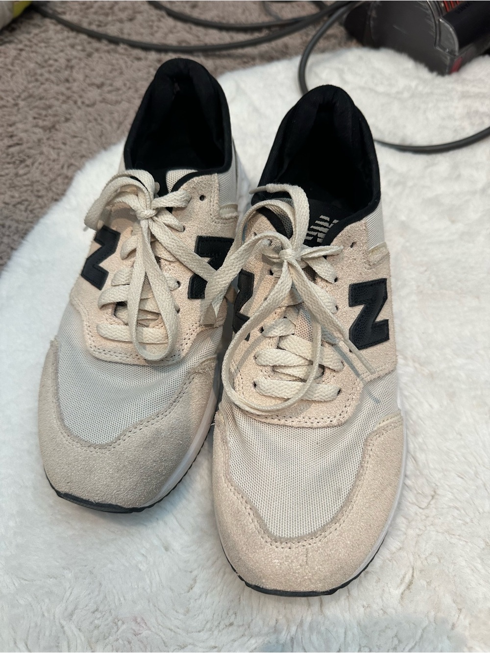 New Balance Cream and Black Classic Lace-Up Sneakers